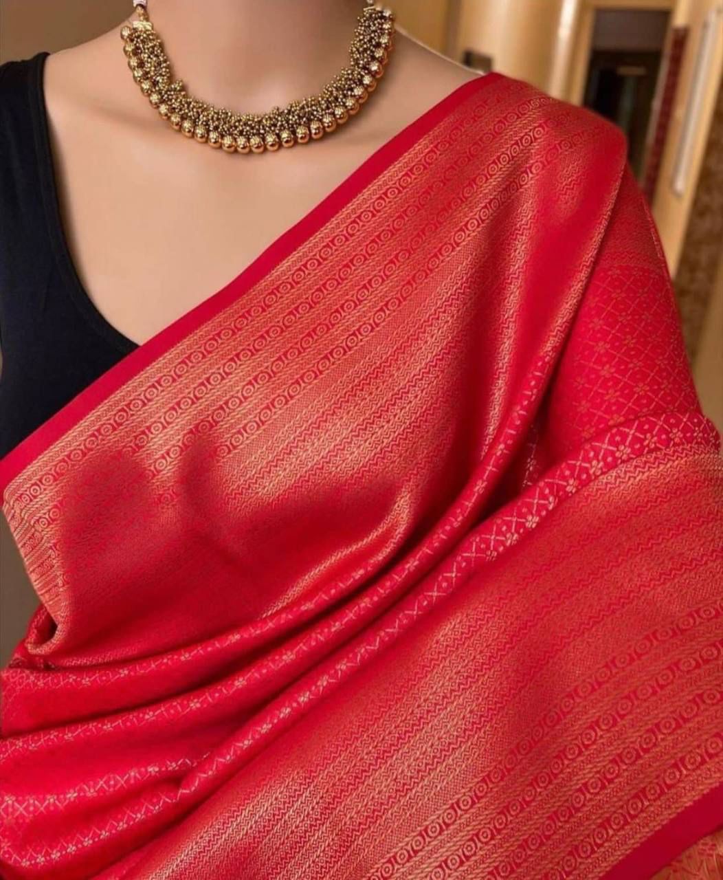 Mesmerising Red Soft Silk Saree With Wonderful Blouse Piece